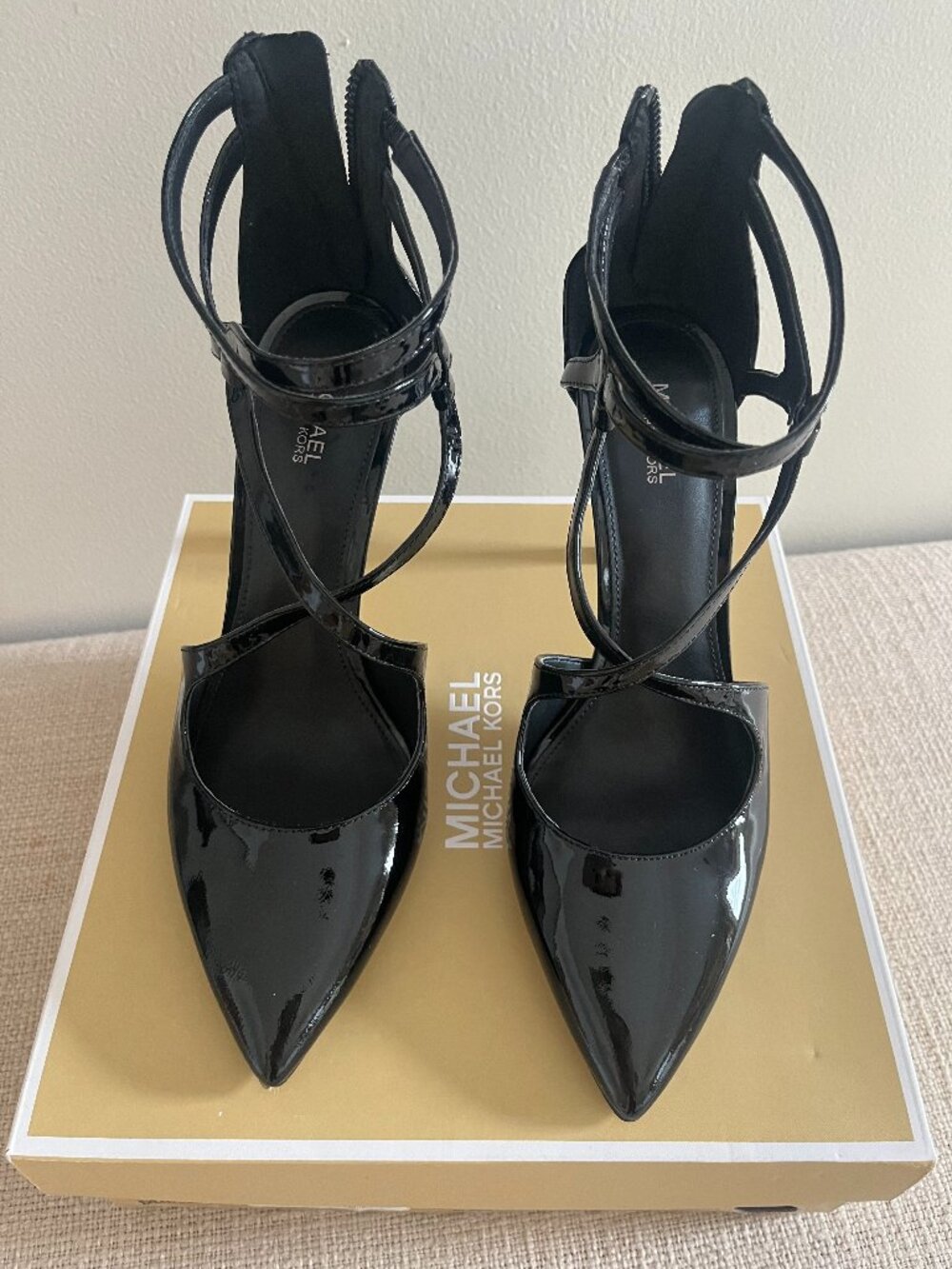 Michael Kors Catia Pump Patent Black 8M